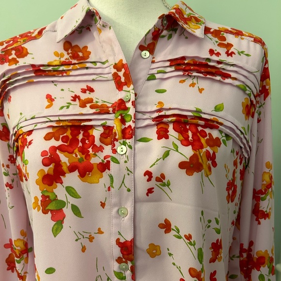 Nanette Nanette Lepore Pink Floral Long Sleeve Button Down Blouse - Picture 2 of 10